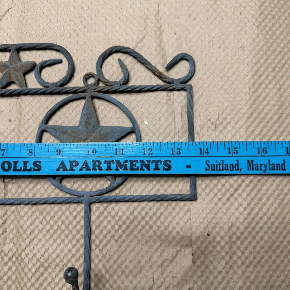 Rustic Wrought Iron Texas Star Wall Hook Rack Western Metal Coat Hat Hanger Gray